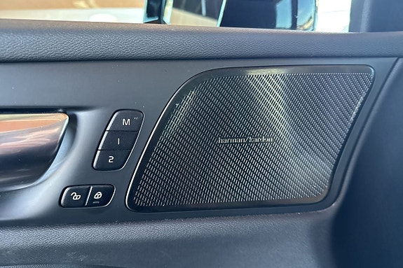 Volvo V60 13 of 15