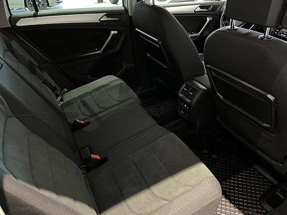 Volkswagen Tiguan 8 of 20