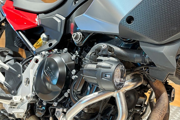 BMW F 900 XR |Nyservad|Endast 393 mil|SE SPEC & BILDER| 6 of 10