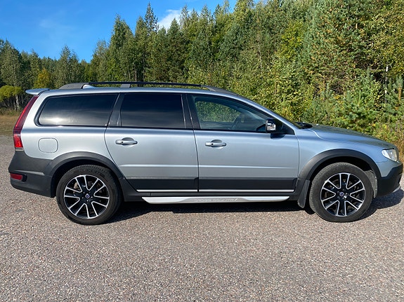 Volvo XC70 6 of 14