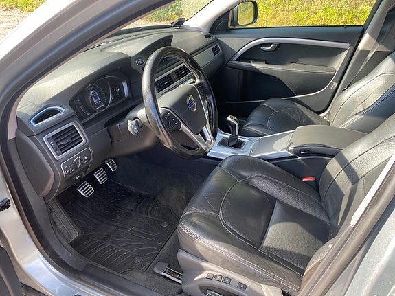 Volvo XC70 8 of 14