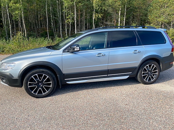 Volvo XC70 5 of 14