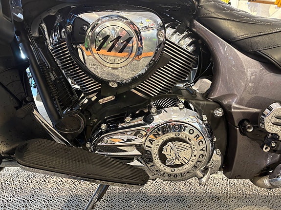 Indian ROADMASTER CLASSIC 9 of 17