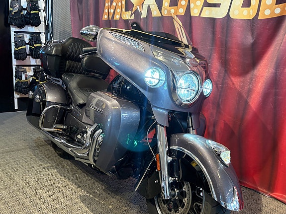 Indian ROADMASTER CLASSIC 2 of 17