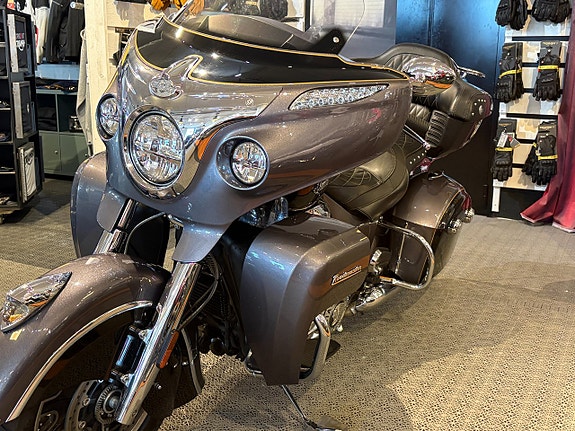 Indian ROADMASTER CLASSIC 10 of 17