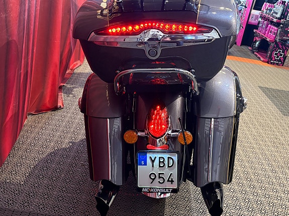 Indian ROADMASTER CLASSIC 7 of 17
