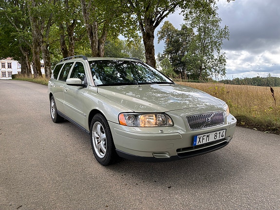Volvo V70 5 of 15