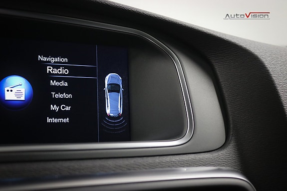 Volvo V40 Cross Country 19 of 27