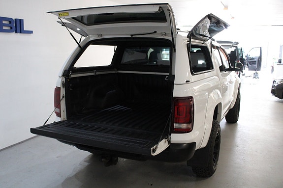 Volkswagen Amarok 8 of 13