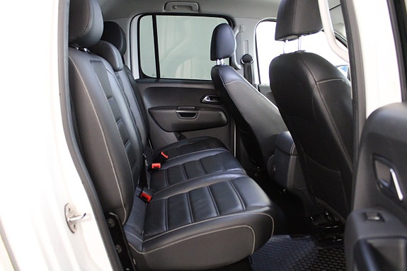 Volkswagen Amarok 9 of 13