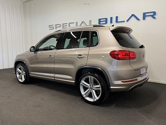 Volkswagen Tiguan 3 of 22