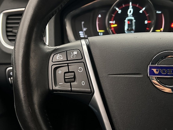 Volvo V60 Cross Country 16 of 29