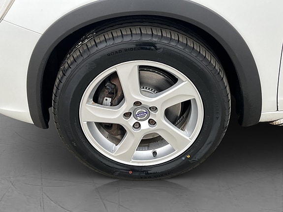 Volvo V60 Cross Country 26 of 29