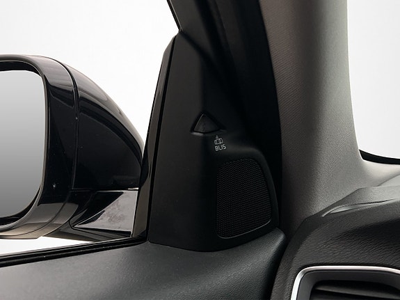 Volvo V60 Cross Country 19 of 29