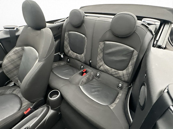 MINI Cooper 12 of 28