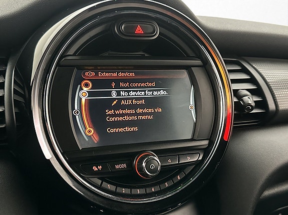 MINI Cooper 20 of 28