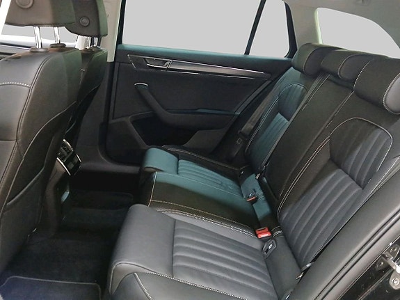 Skoda Superb 10 of 21