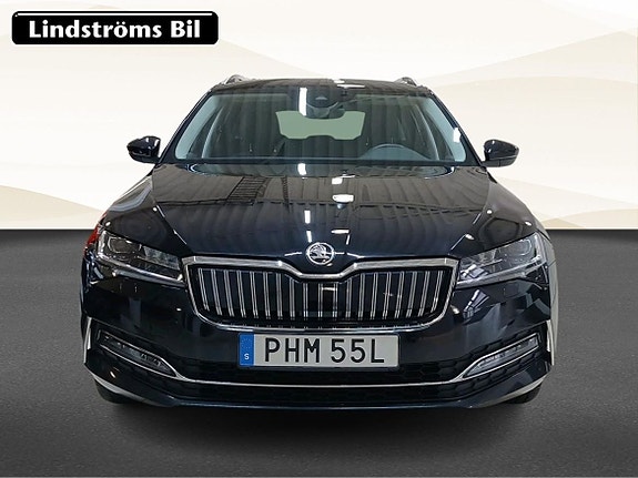 Skoda Superb 8 of 21