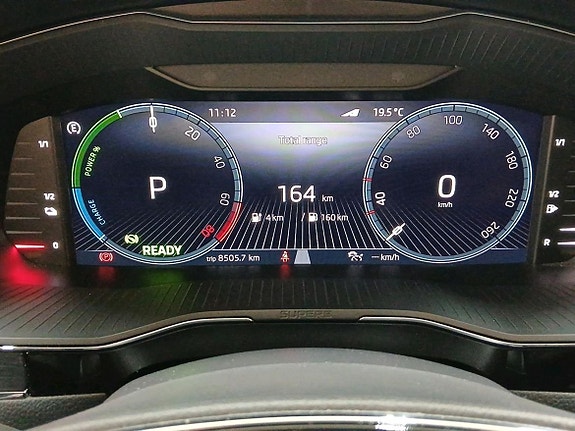 Skoda Superb 15 of 21