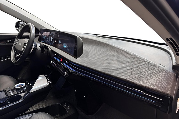 Kia EV6 14 of 17