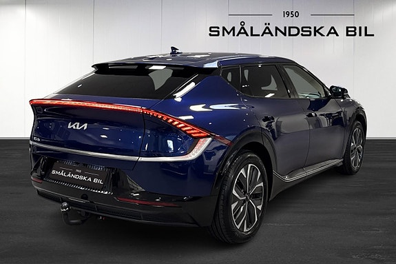 Kia EV6 4 of 17