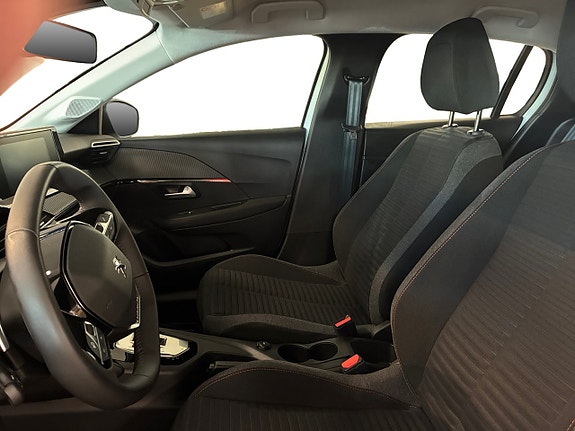 Peugeot 208 10 of 19