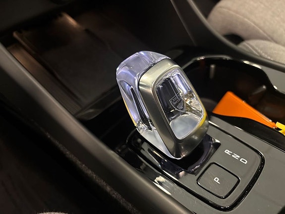 Volvo EX40 21 of 29