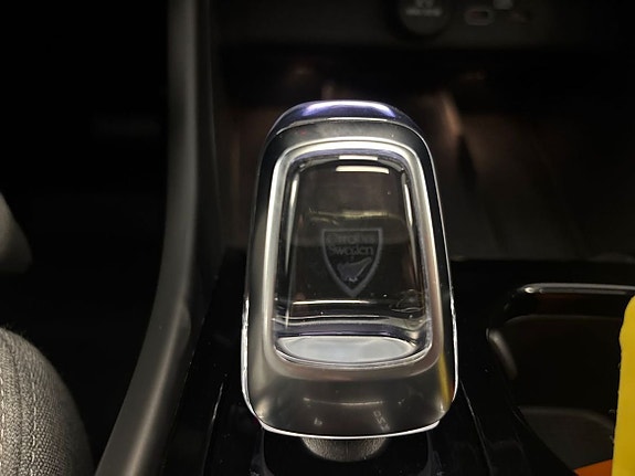 Volvo EX40 22 of 29