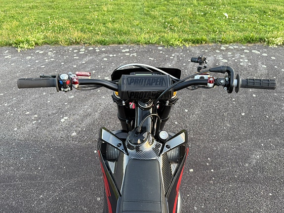 KTM 250 EXC Supermoto 5 of 12