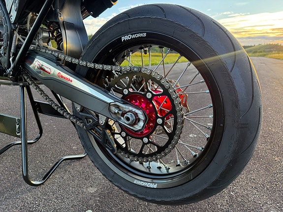 KTM 250 EXC Supermoto 9 of 12