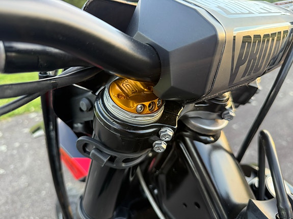 KTM 250 EXC Supermoto 12 of 12