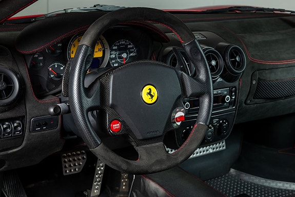 Ferrari 430 Scuderia 13 of 22