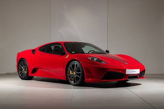 Ferrari 430 Scuderia 3 of 22