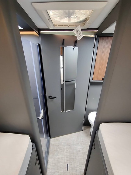 Hymer B-MC I 680 Facelift 15 of 19