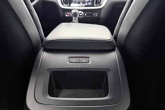 Volvo V60 16 of 30