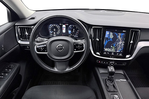 Volvo V60 19 of 30