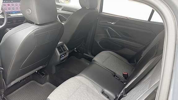 Volkswagen Tayron 11 of 14