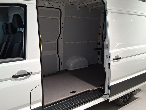 Volkswagen Crafter 11 of 12