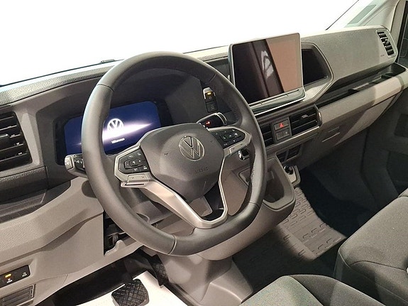 Volkswagen Crafter 7 of 12