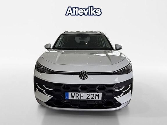 Volkswagen T-Roc 8 of 15