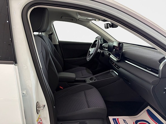 Volkswagen T-Roc 15 of 15