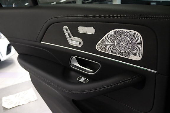 Mercedes-Benz GLE350 de 13 of 30