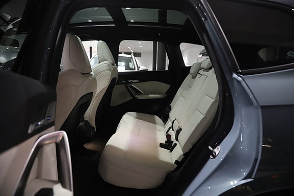 BMW X1 10 of 13