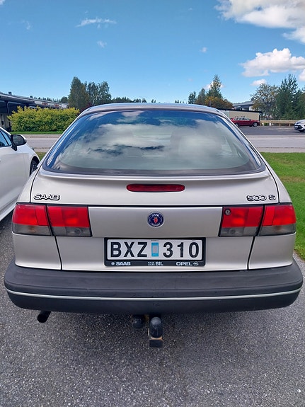 Saab 900 3 of 11