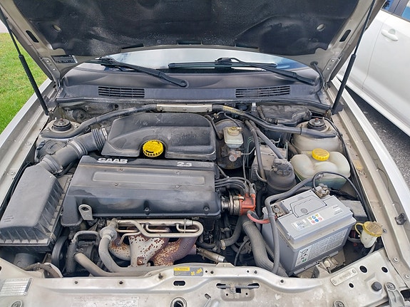 Saab 900 9 of 11