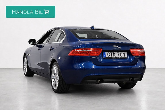 Jaguar XE 7 of 22