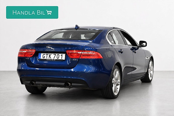 Jaguar XE 5 of 22