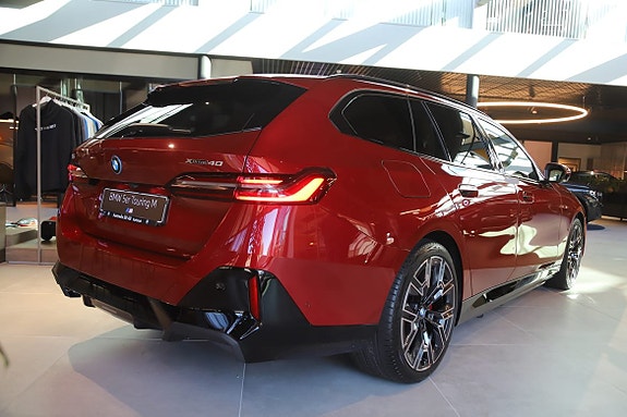BMW i5 8 of 11