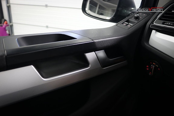 Volkswagen Transporter 17 of 30