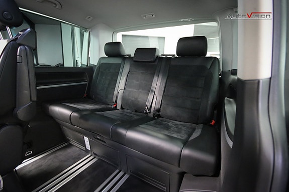 Volkswagen Transporter 25 of 30